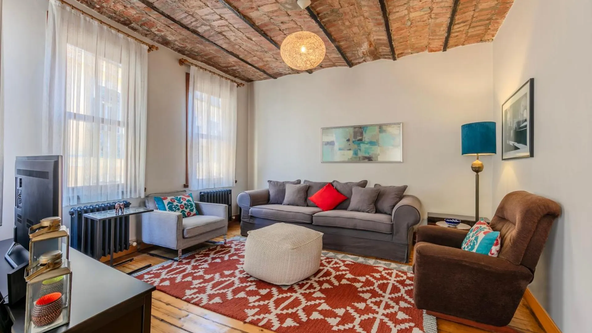 Historic Spacious Galata Apartment Istanbul